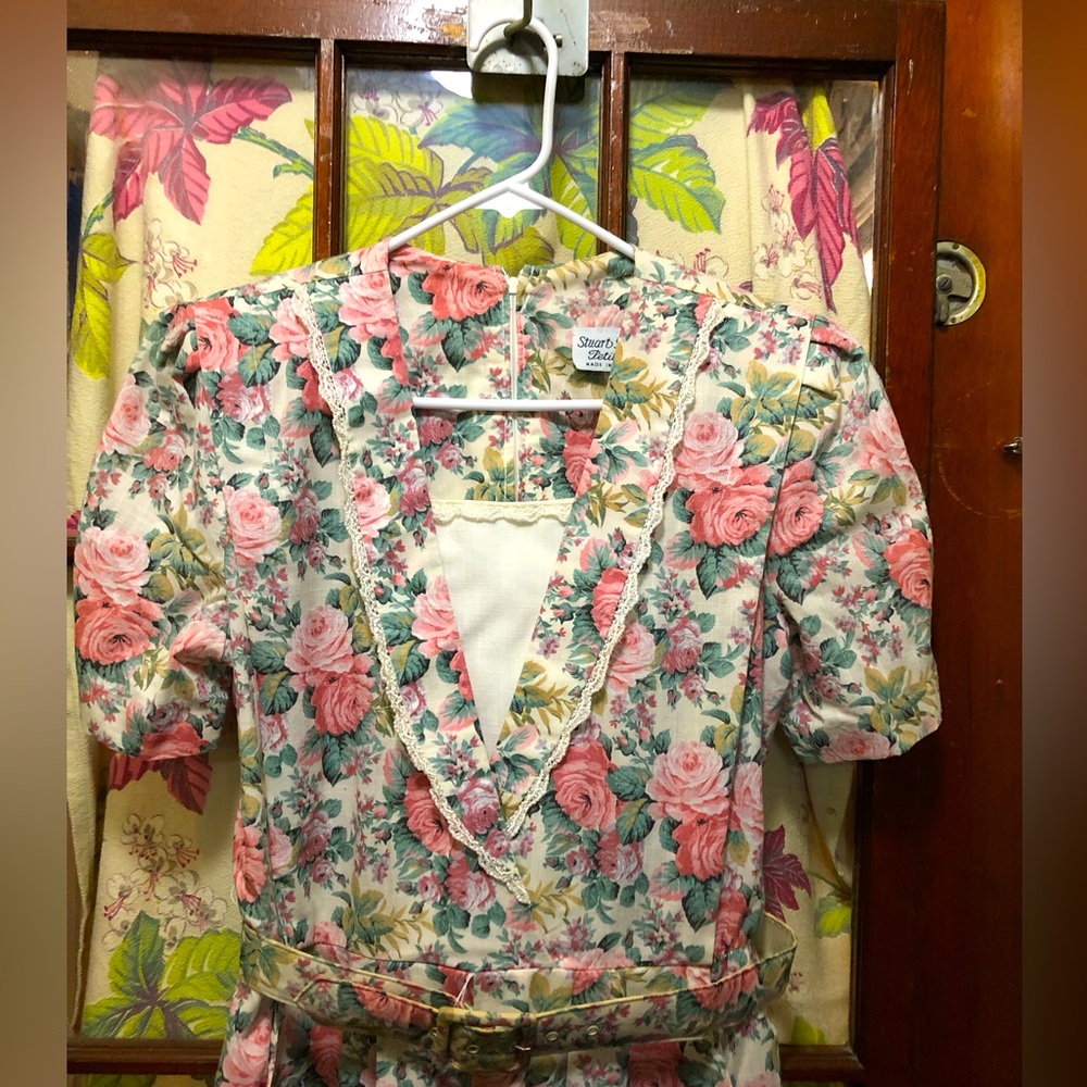 Vintage Stuart Alan summer rose dress with pockets